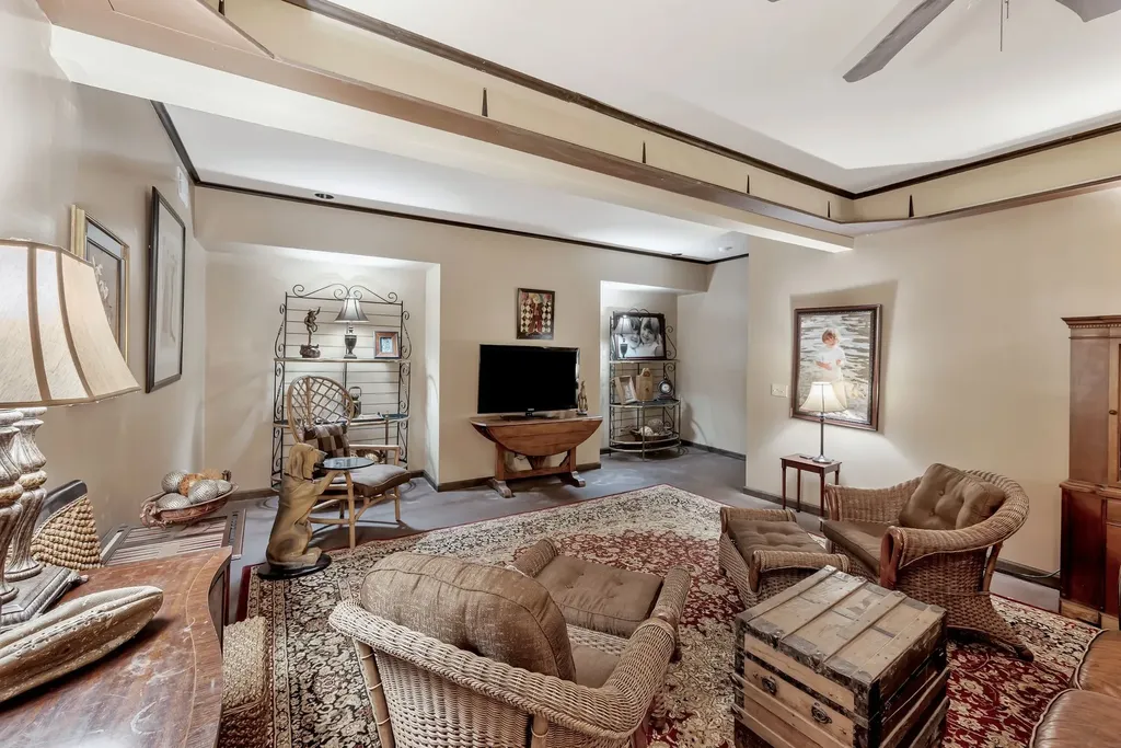 1108 Belle Meade Boulevard Nashville TN 37205