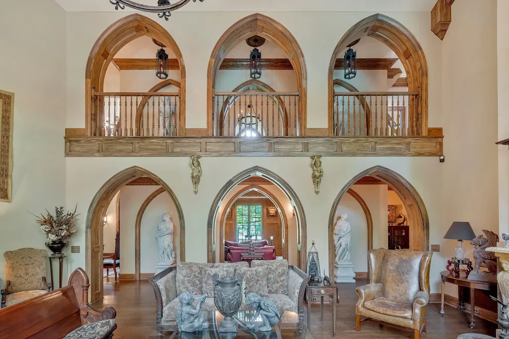 1108 Belle Meade Boulevard Nashville TN 37205