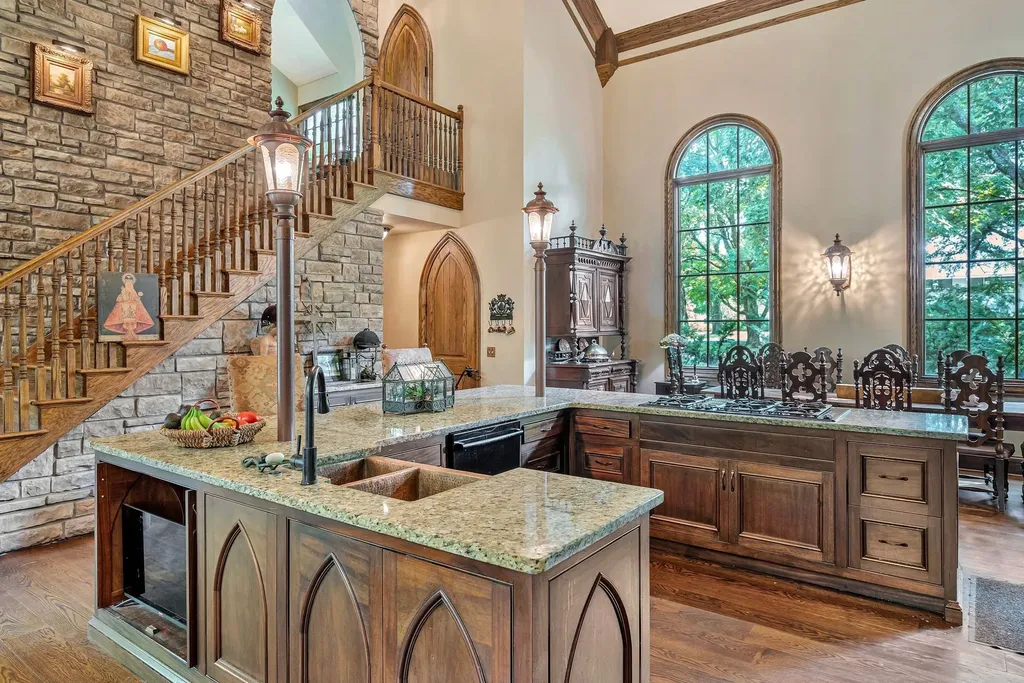 1108 Belle Meade Boulevard Nashville TN 37205
