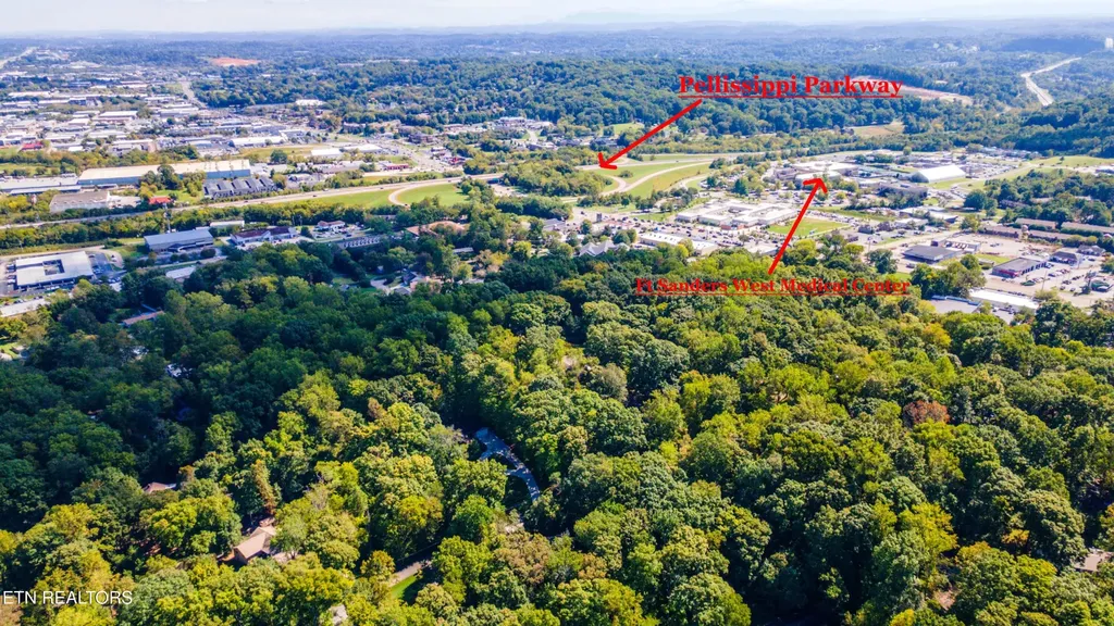 10468 Laura Lee Lane Knoxville TN 37922