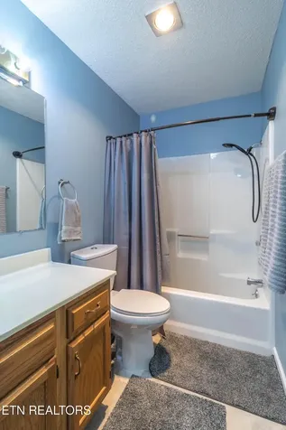 10468 Laura Lee Lane Knoxville TN 37922