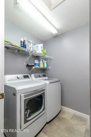 10468 Laura Lee Lane Knoxville TN 37922