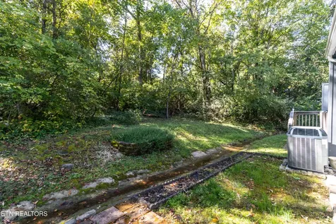 10468 Laura Lee Lane Knoxville TN 37922