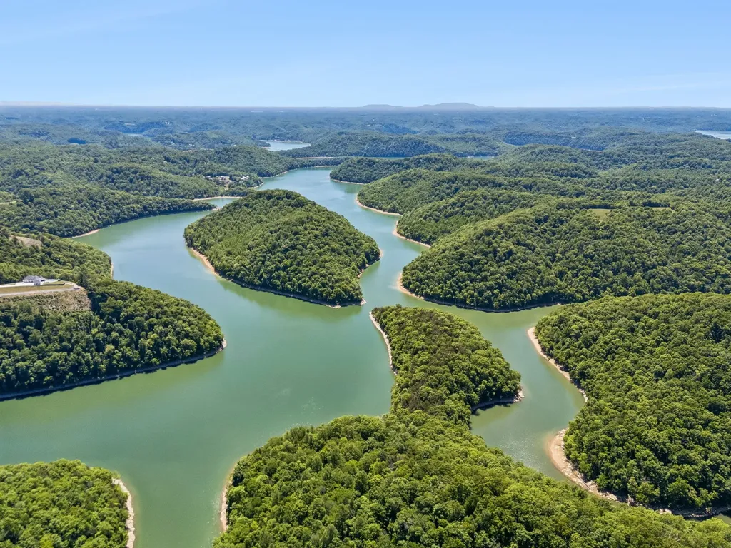 655 Burton Ridge Road Silver Point TN 38582