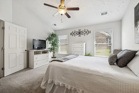 395 Devon Chase Hill Gallatin TN 37066