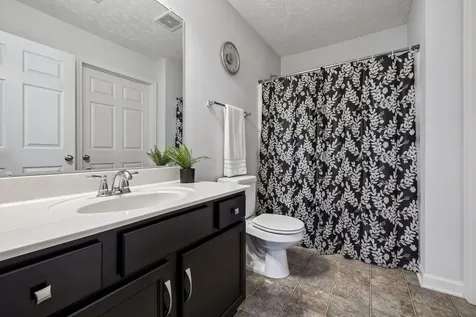 395 Devon Chase Hill Gallatin TN 37066