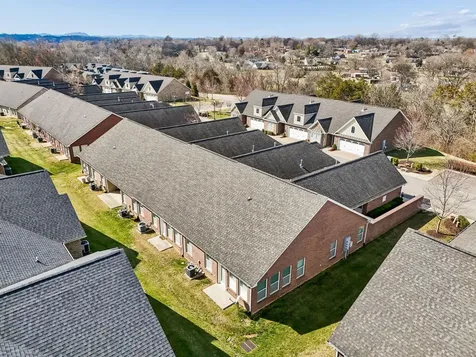 395 Devon Chase Hill Gallatin TN 37066