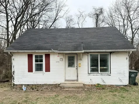 1216 E 7th Street Hopkinsville KY 42240