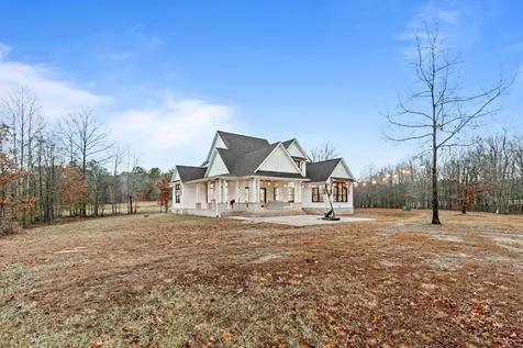 2070 River Bluffs Drive Jasper TN 37347