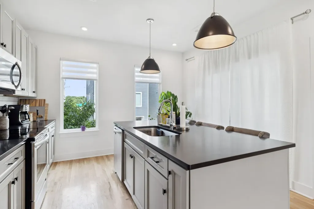 231 Sterling Point Circle Nashville TN 37209