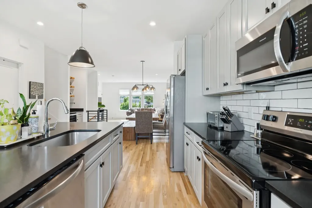 231 Sterling Point Circle Nashville TN 37209