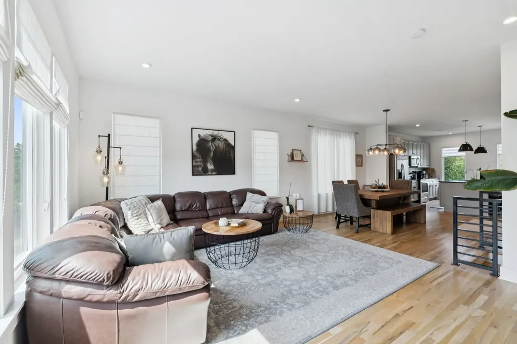 231 Sterling Point Circle Nashville TN 37209