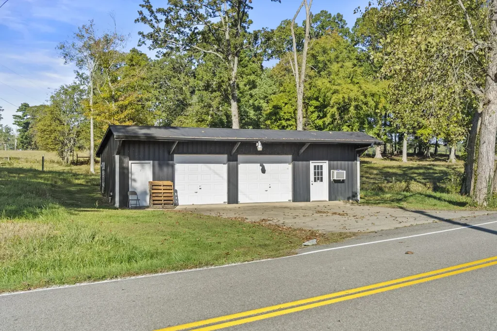555 Williams Road Clarksville TN 37043