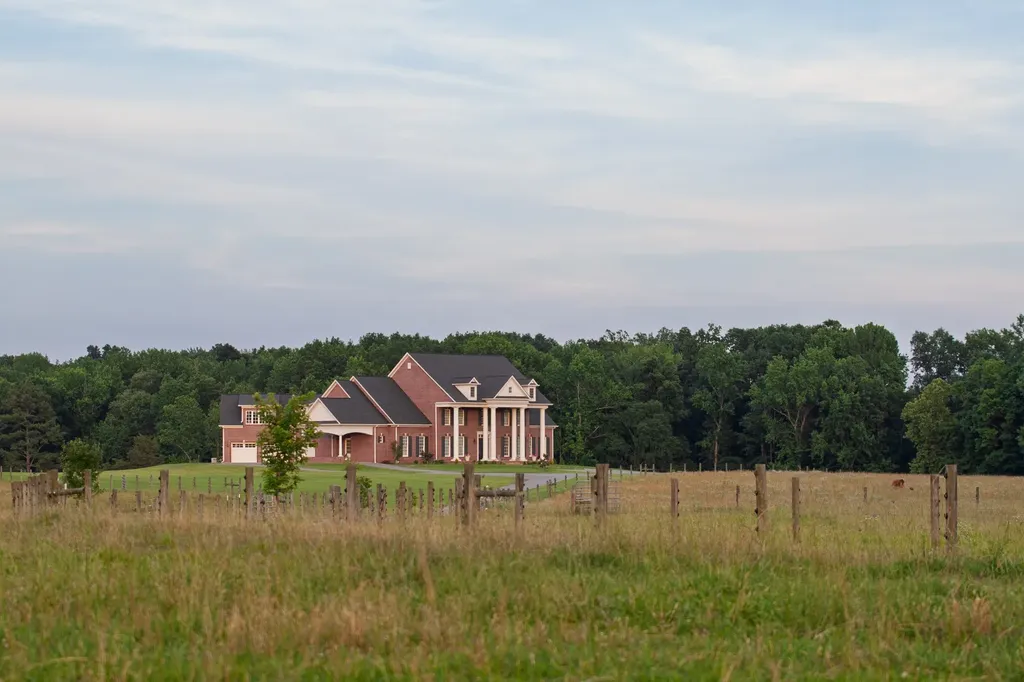 555 Williams Road Clarksville TN 37043