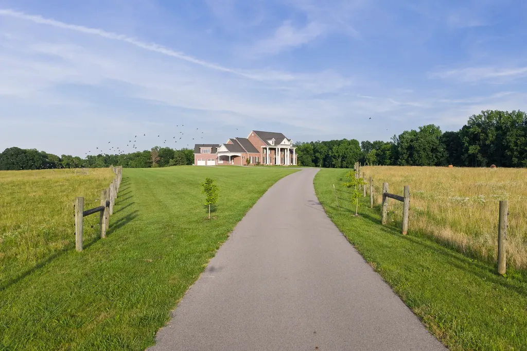 555 Williams Road Clarksville TN 37043