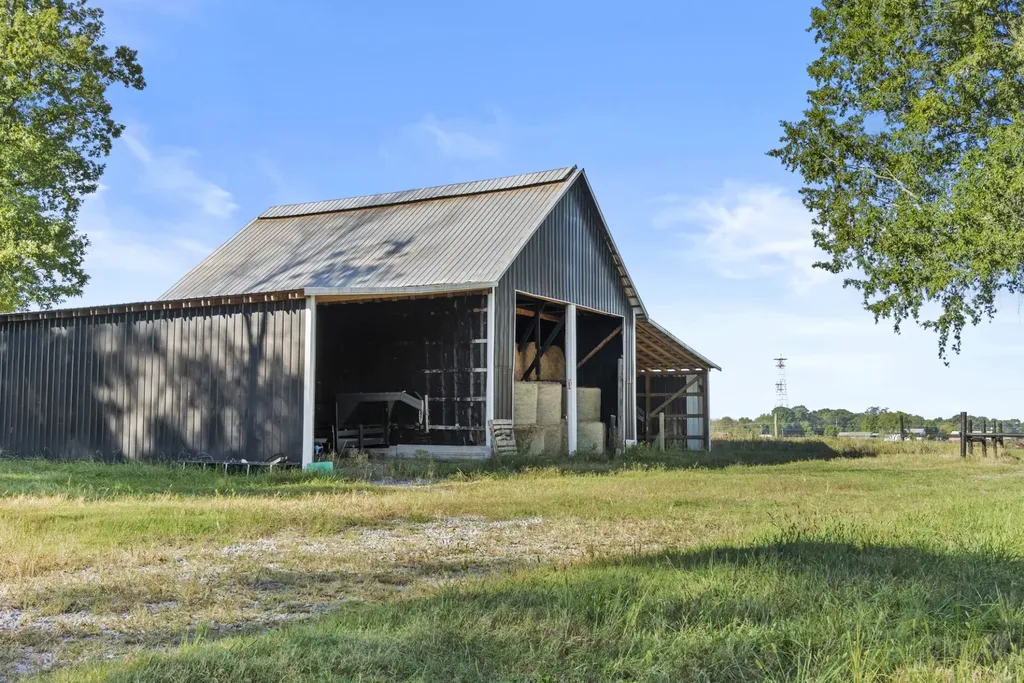 555 Williams Road Clarksville TN 37043