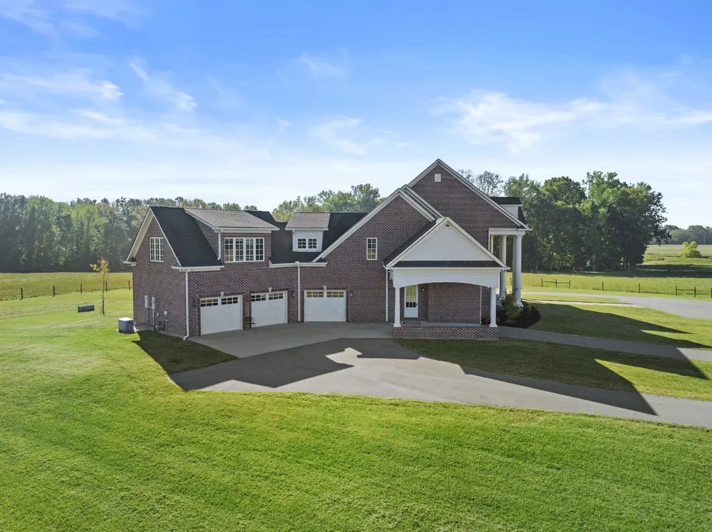 555 Williams Road Clarksville TN 37043