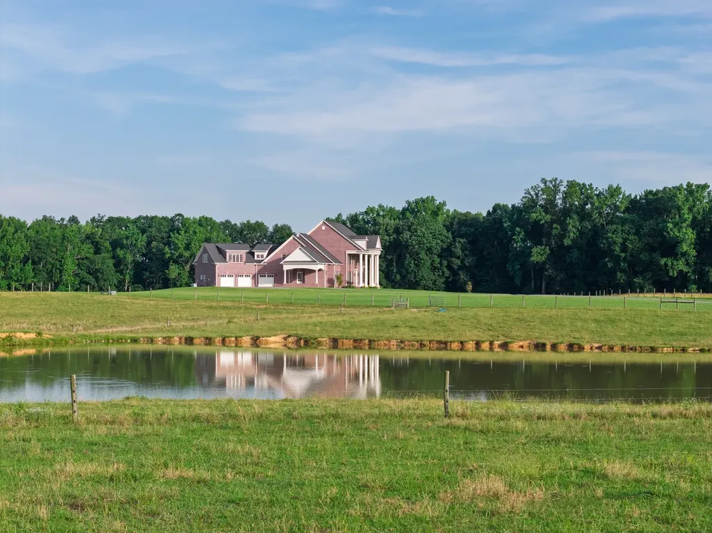 555 Williams Road Clarksville TN 37043