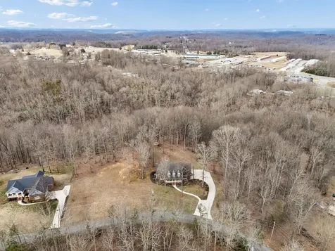 358 Andrew Jackson Boulevard Dowelltown TN 37059