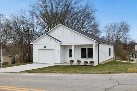 609 S Main Street Mount Pleasant TN 38474