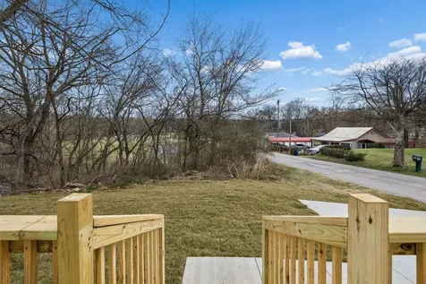 609 S Main Street Mount Pleasant TN 38474
