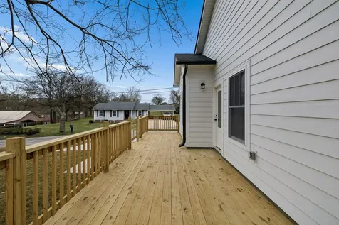 609 S Main Street Mount Pleasant TN 38474