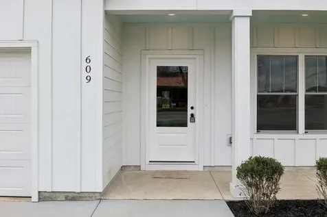 609 S Main Street Mount Pleasant TN 38474