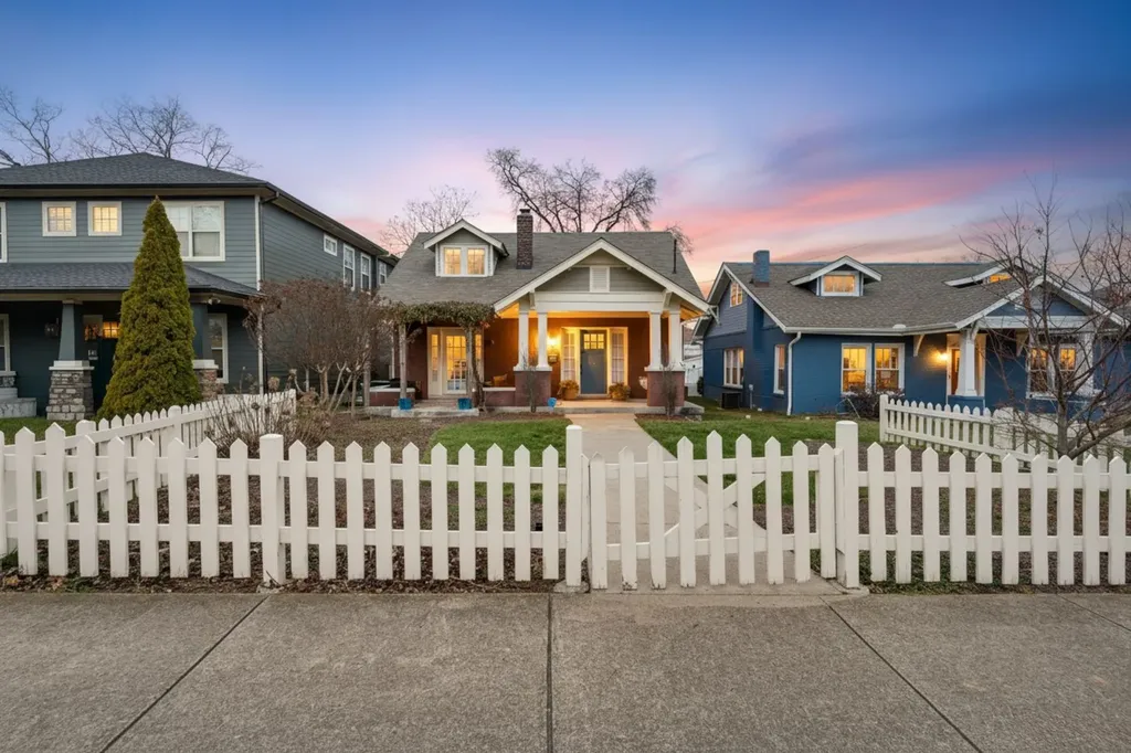 1010 Acklen Avenue Nashville TN 37203