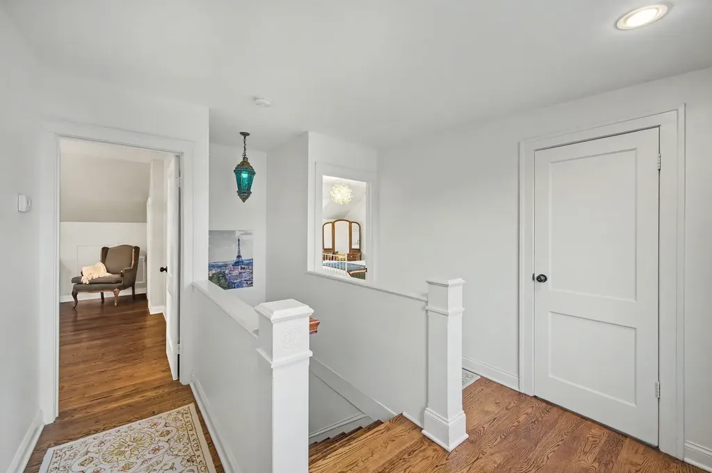 1010 Acklen Avenue Nashville TN 37203