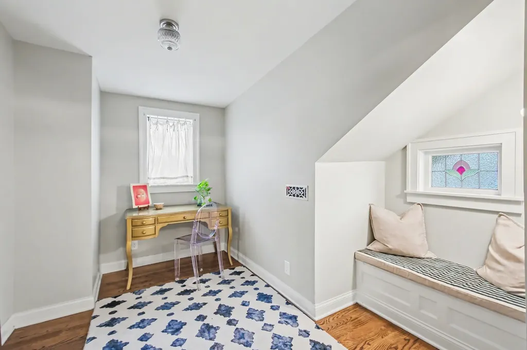 1010 Acklen Avenue Nashville TN 37203