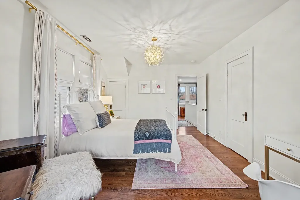 1010 Acklen Avenue Nashville TN 37203