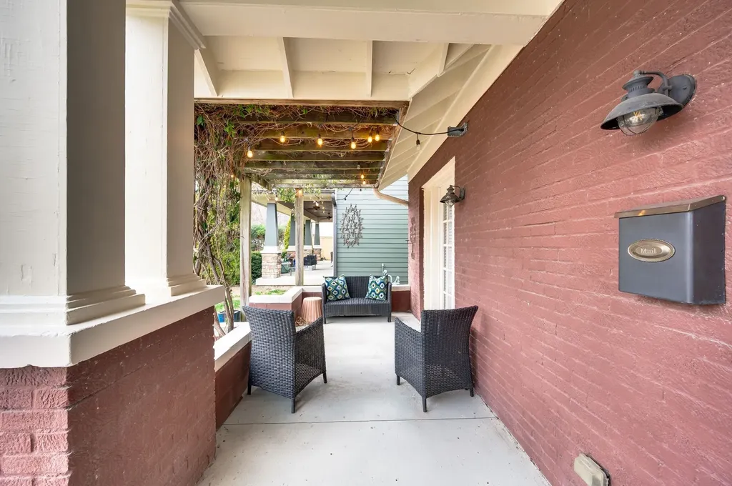 1010 Acklen Avenue Nashville TN 37203