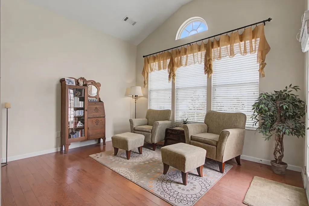 1806 Wendy Boulevard Columbia TN 38401