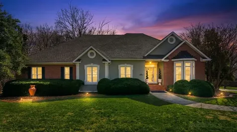 1902 Palmer Drive Springfield TN 37172