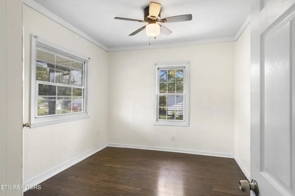 1716 Beaumont Avenue Knoxville TN 37921