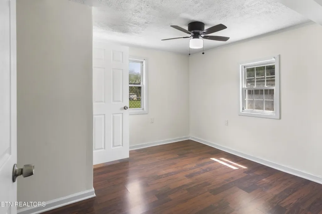 1716 Beaumont Avenue Knoxville TN 37921