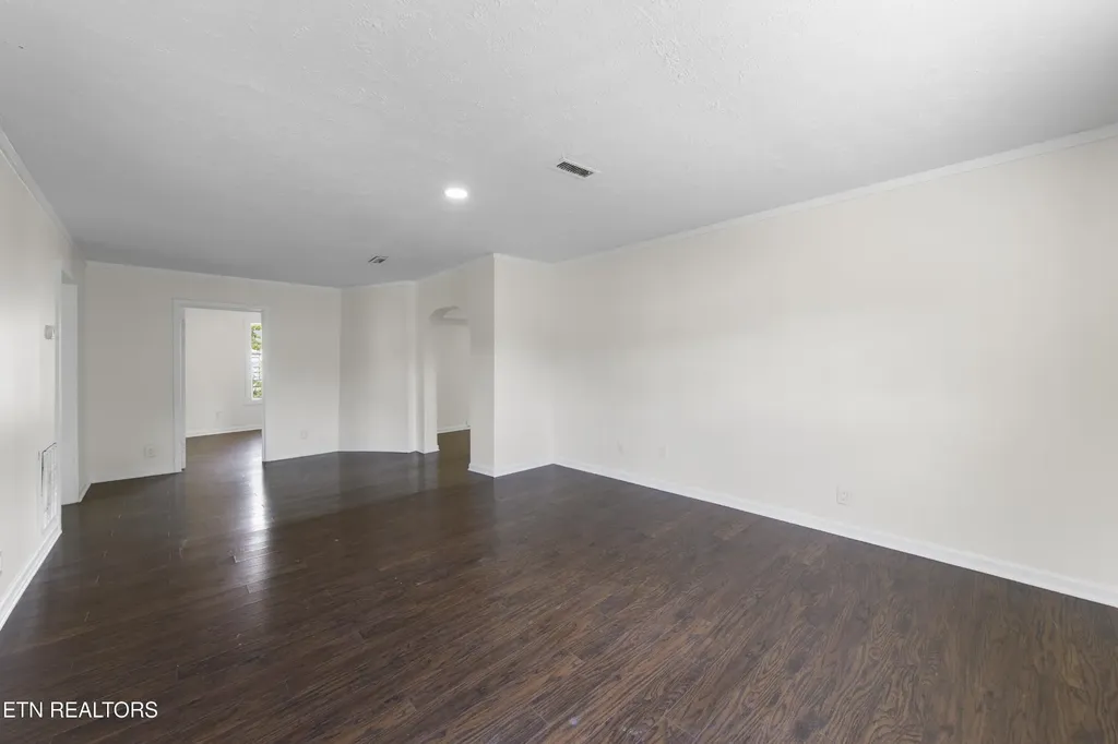 1716 Beaumont Avenue Knoxville TN 37921