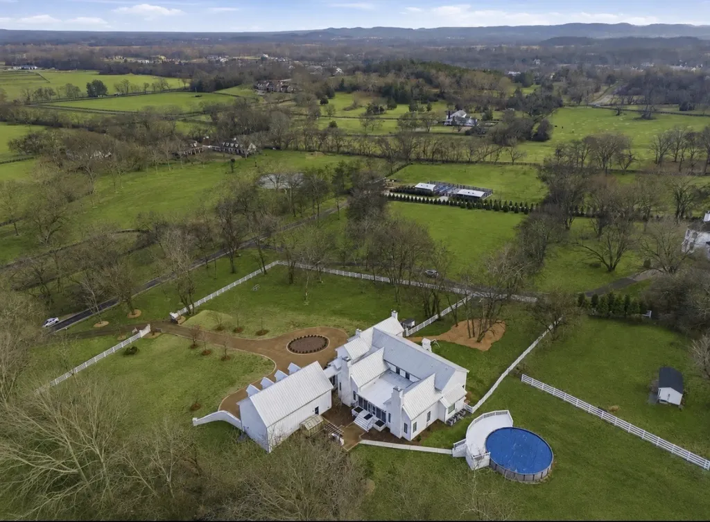1747 Old Natchez Trace Franklin TN 37069