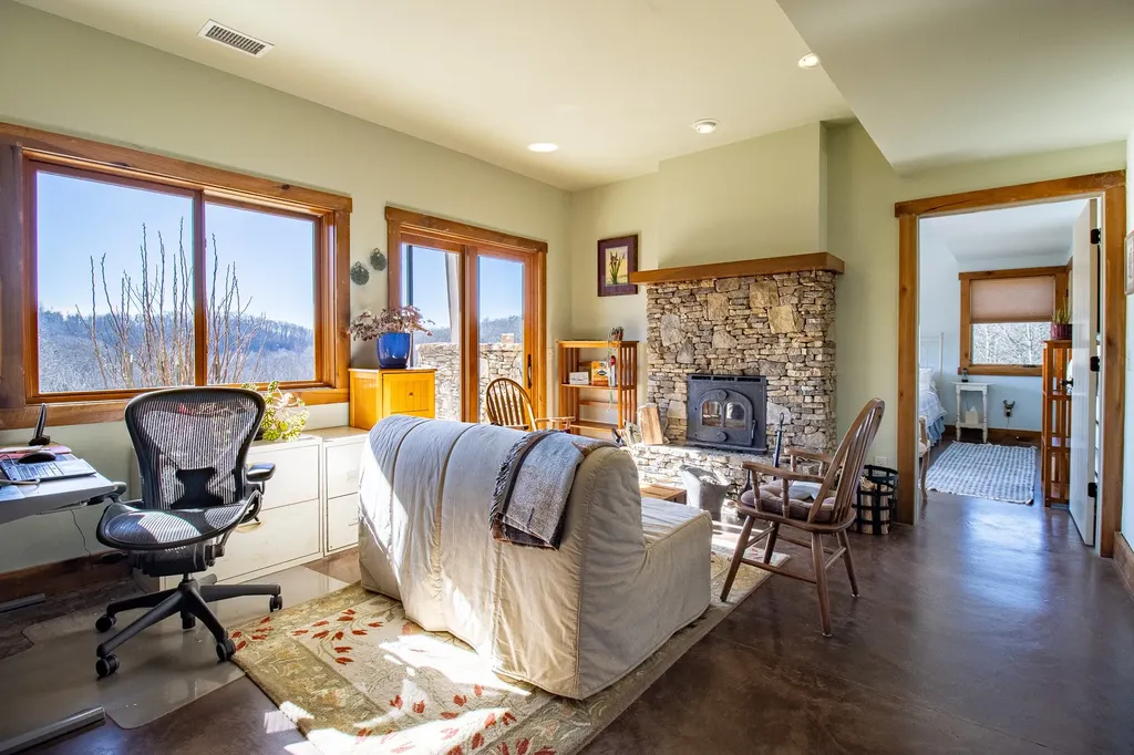 2016 Valley View Road Joelton TN 37080