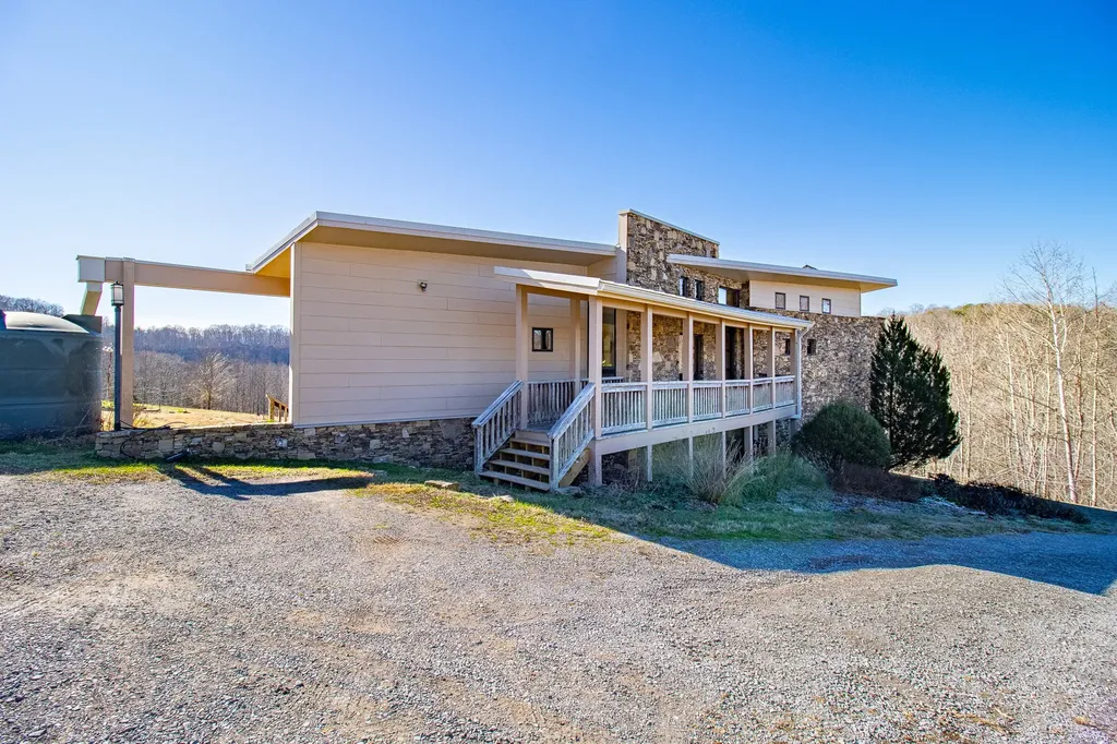 2016 Valley View Road Joelton TN 37080