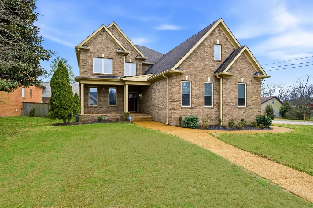 600 Lakemeade Point Old Hickory TN 37138