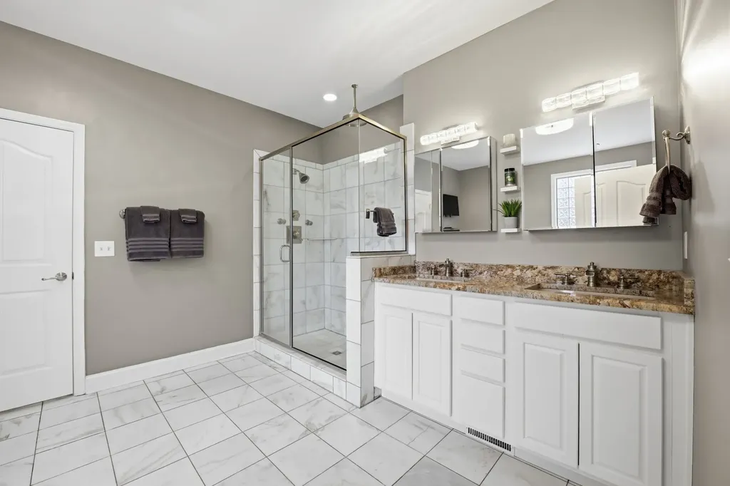 600 Lakemeade Point Old Hickory TN 37138