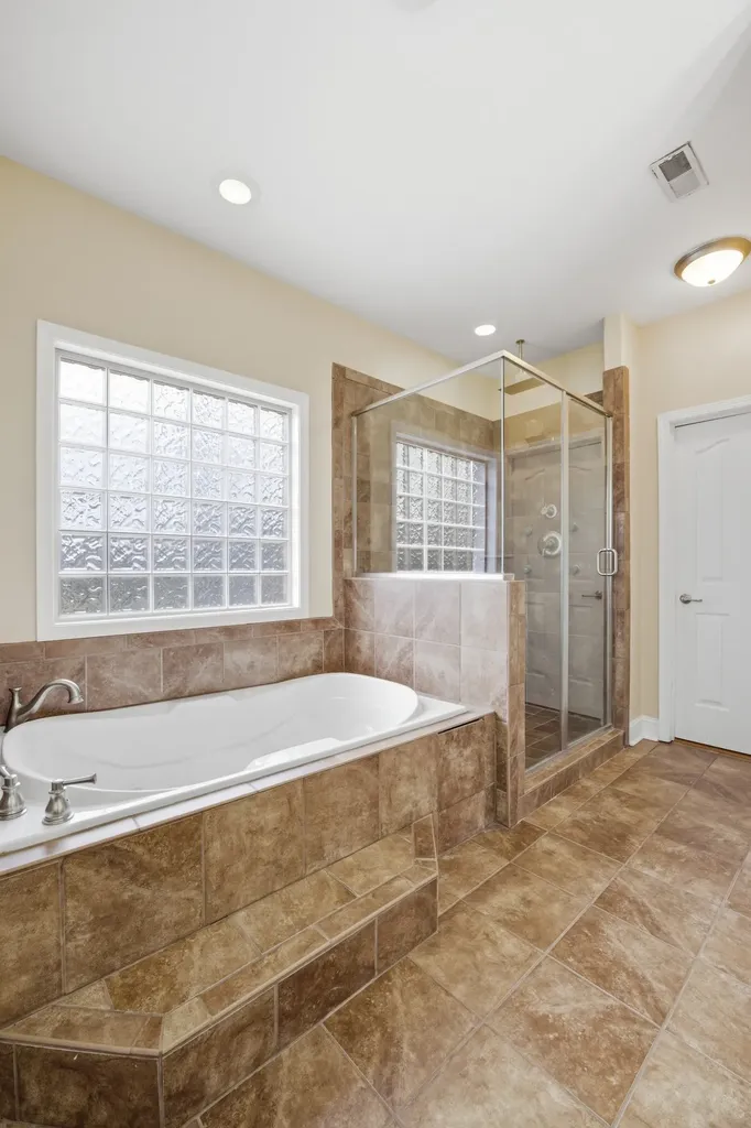 600 Lakemeade Point Old Hickory TN 37138