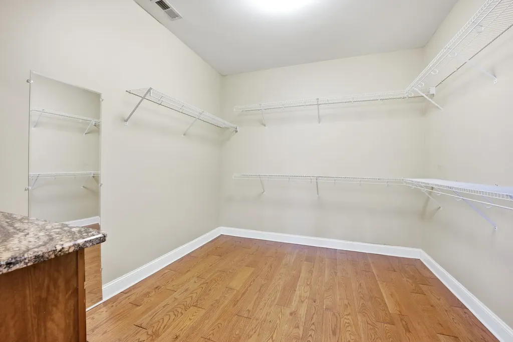 600 Lakemeade Point Old Hickory TN 37138