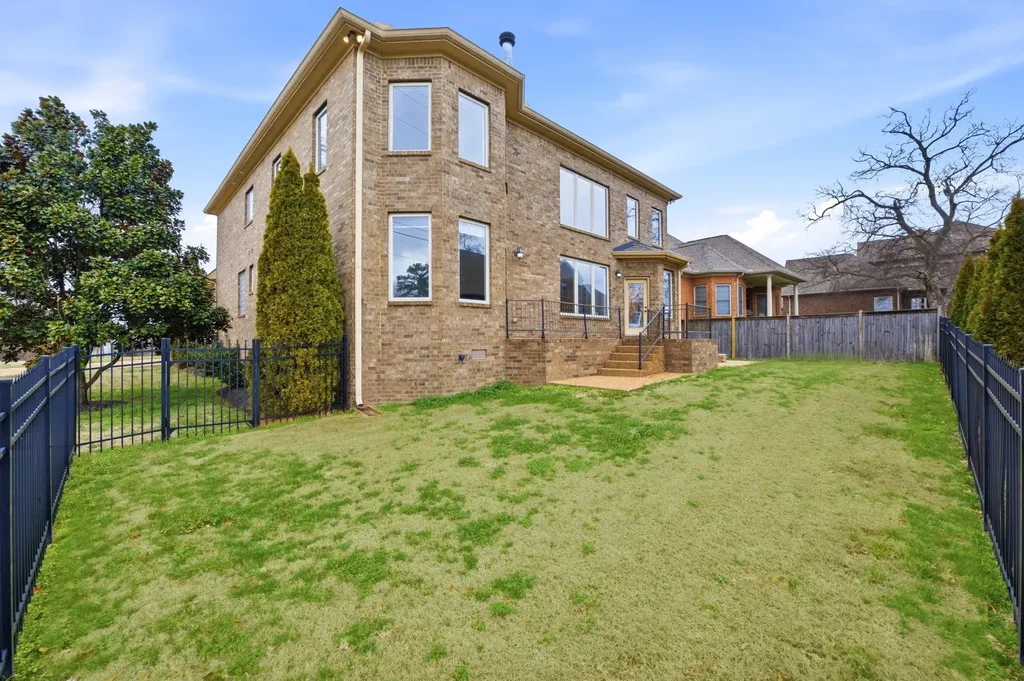 600 Lakemeade Point Old Hickory TN 37138