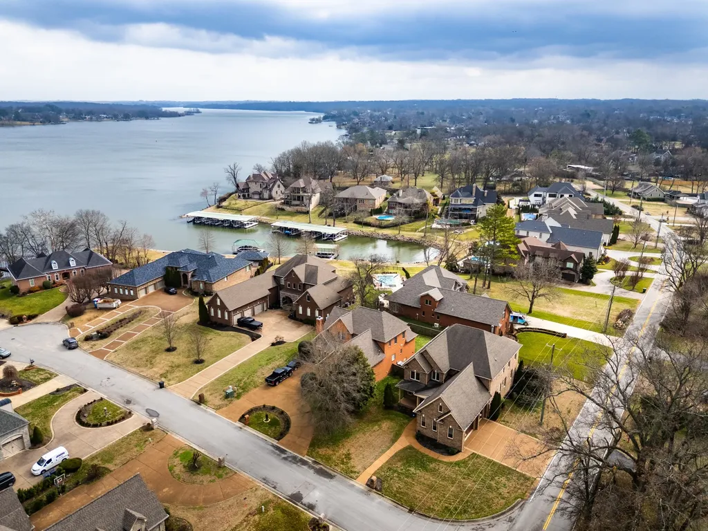 600 Lakemeade Point Old Hickory TN 37138