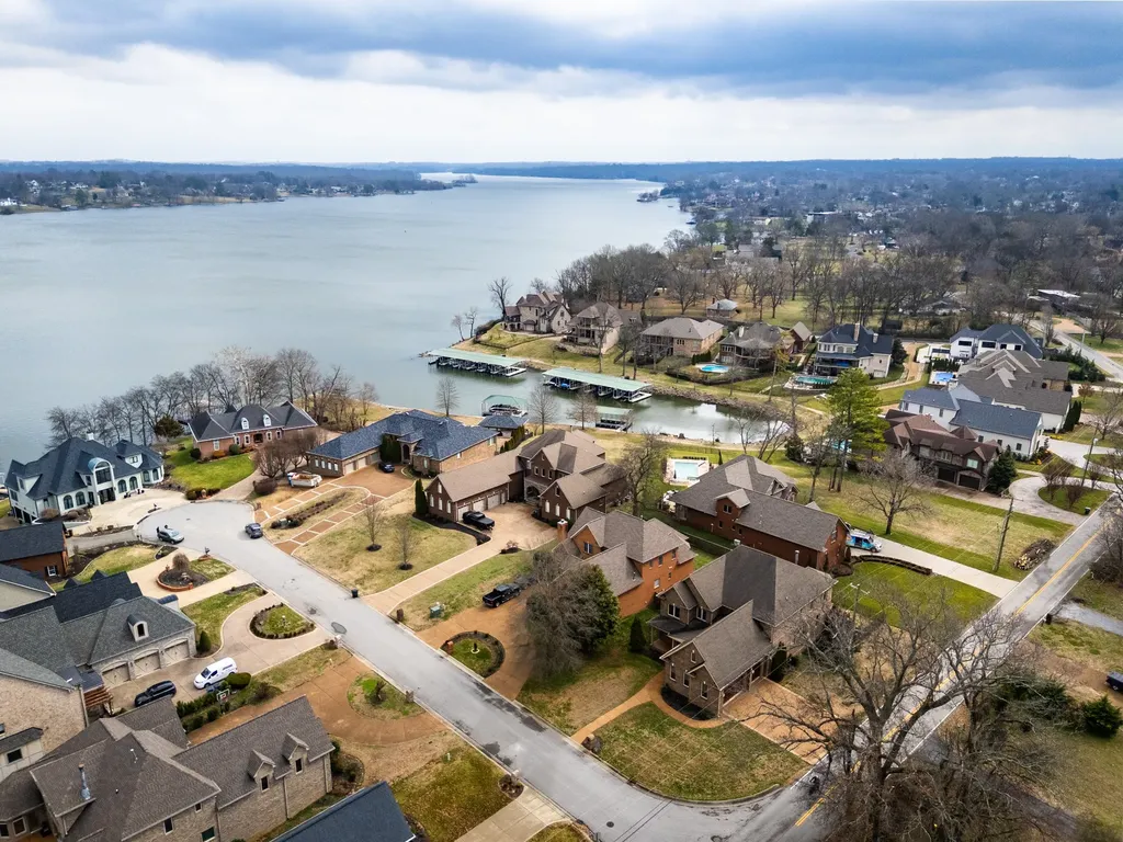 600 Lakemeade Point Old Hickory TN 37138