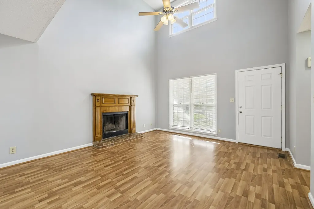 107 Melanie Lane Clarksville TN 37042