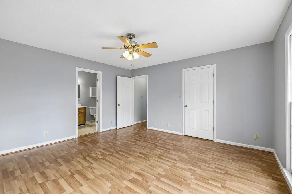 107 Melanie Lane Clarksville TN 37042