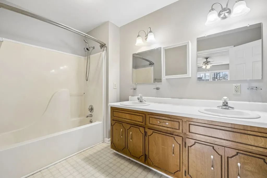 107 Melanie Lane Clarksville TN 37042